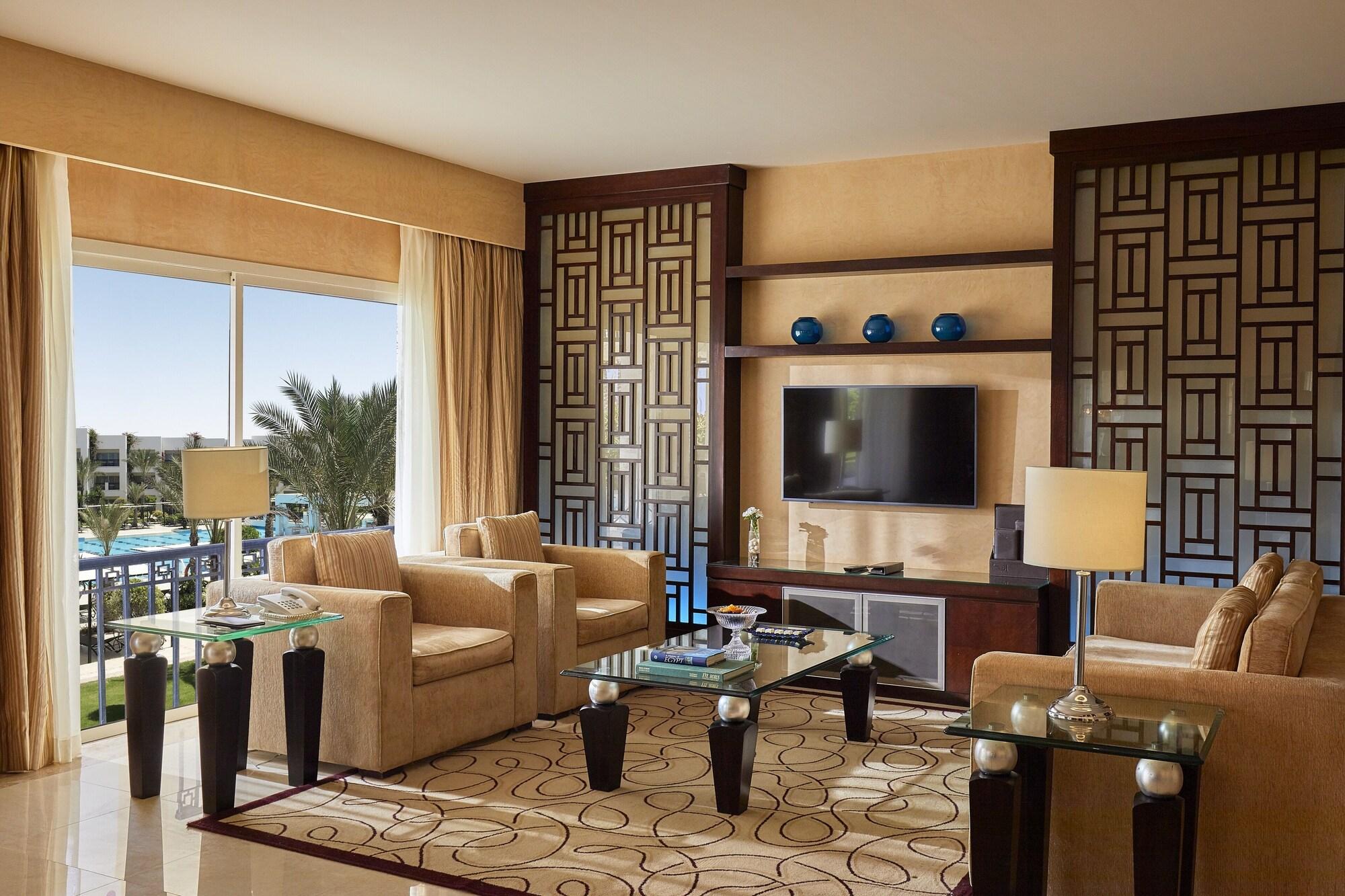 Отель Jaz Elite Crystal, Almaza Bay Мерса-Матрух Экстерьер фото