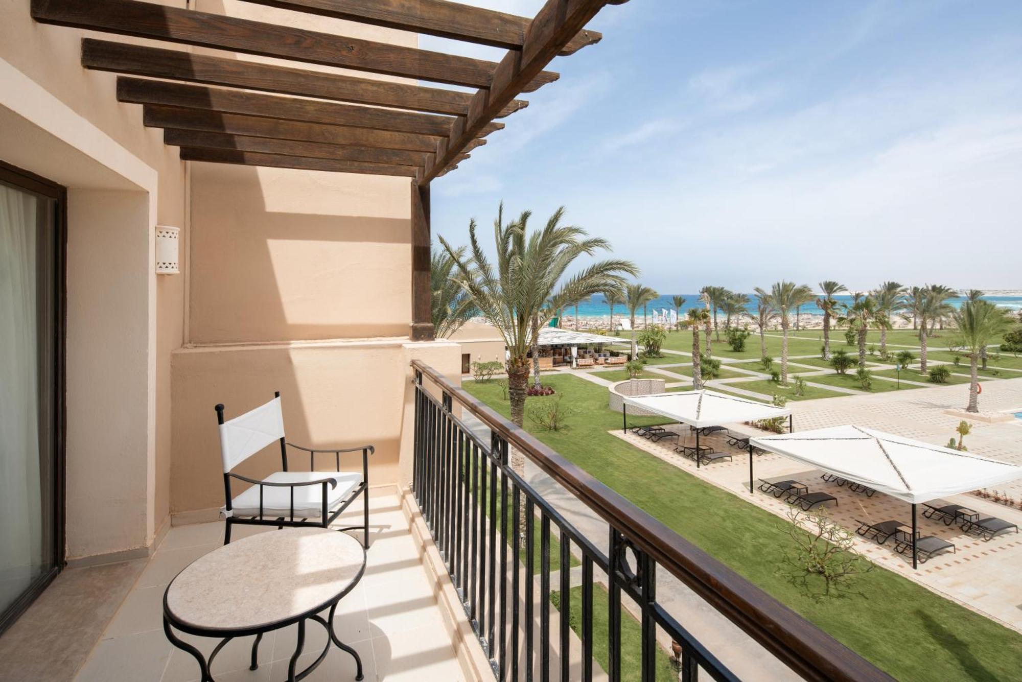 Отель Jaz Elite Crystal, Almaza Bay Мерса-Матрух Экстерьер фото