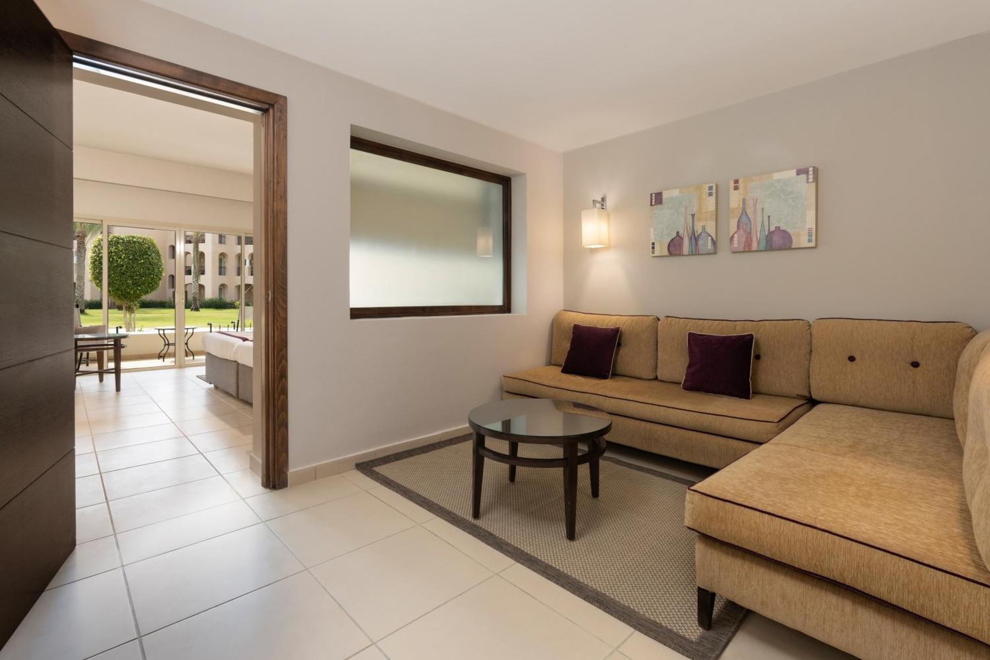Отель Jaz Elite Crystal, Almaza Bay Мерса-Матрух Экстерьер фото